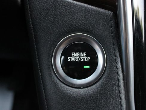 Used 2020 Cadillac Escalade ESV Premium Luxury AWD/4WD image 15