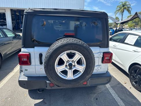 Used 2019 Jeep Wrangler Sport AWD/4WD image 30