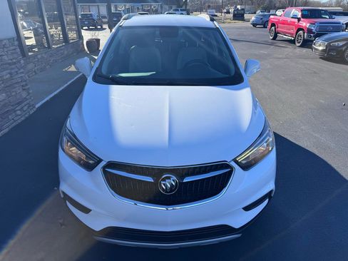 Used 2018 Buick Encore Preferred image 9
