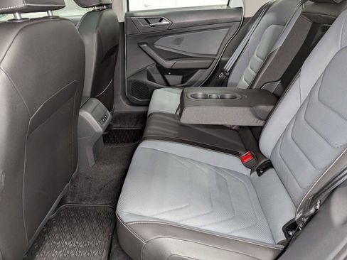 Used 2025 Volkswagen Jetta SEL image 24