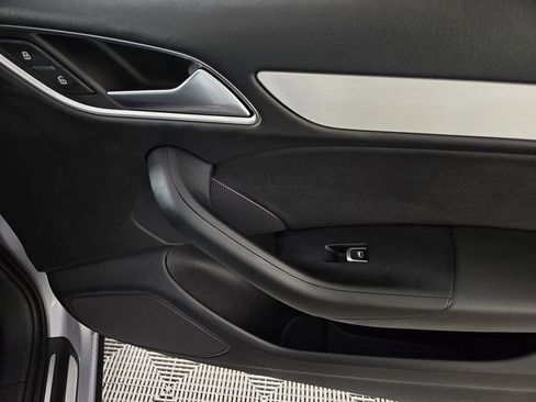 Used 2018 Audi Q3 2.0T Premium image 31