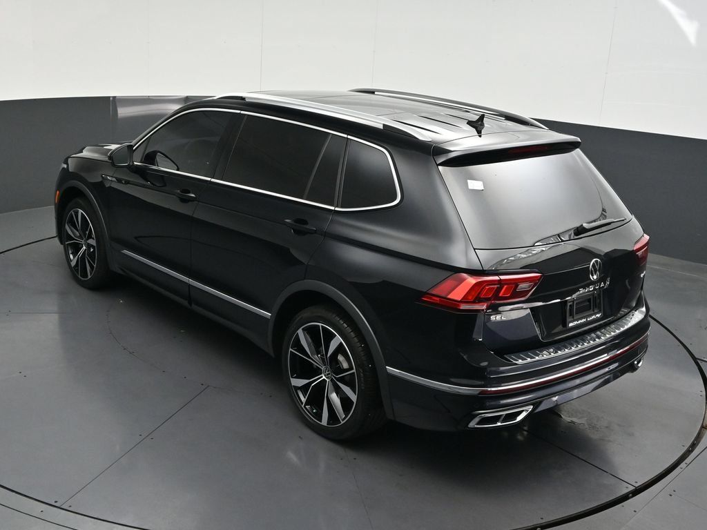 Used 2024 Volkswagen Tiguan SEL R-Line AWD/4WD image 23