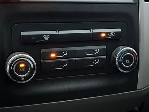 Used 2019 Nissan Frontier SV image 20