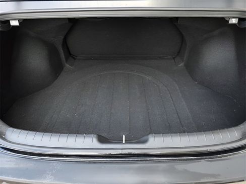 Used 2023 Hyundai Elantra SEL image 14