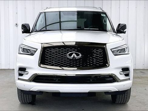 Certified 2023 INFINITI QX80 Premium Select w/ Cargo Package image 3