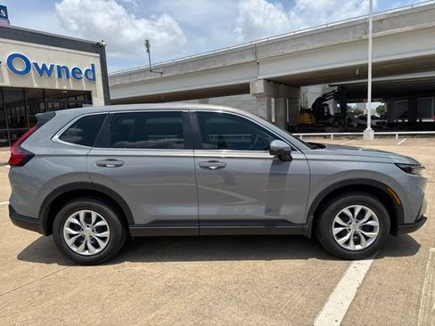 Used 2024 Honda CR-V LX image 2