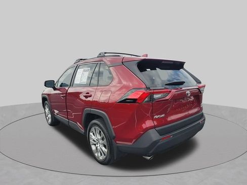 Used 2025 Toyota RAV4 XLE Premium w/ Weather Package AWD/4WD image 15