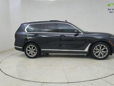 Used 2025 BMW X7 xDrive40i w/ Premium Package AWD/4WD image 73