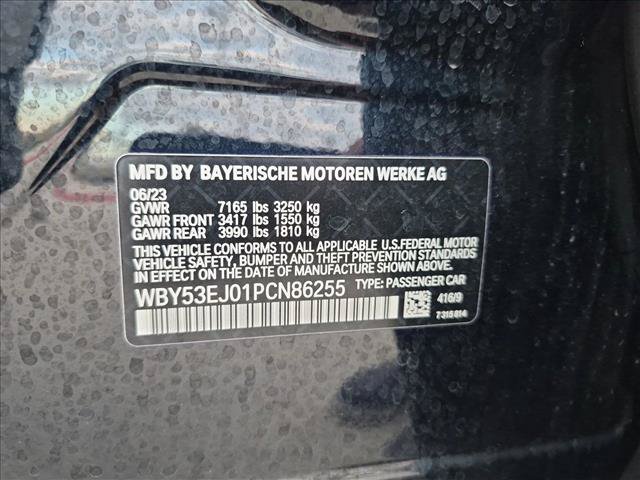 Used 2023 BMW i7 xDrive60 w/ Parking Assistance Package AWD/4WD image 25