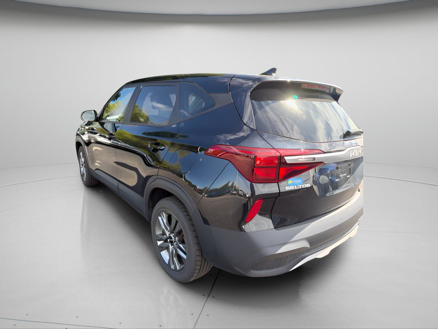 Used 2023 Kia Seltos LX AWD/4WD image 15