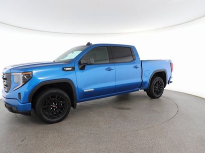 Used 2022 GMC Sierra 1500 Elevation w/ Preferred Package