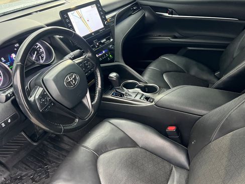 Used 2021 Toyota Camry XSE w/ Navigation Upgrade Package image 7