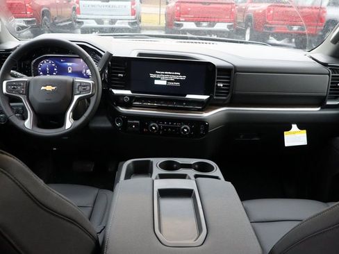 New 2026 Chevrolet Silverado 1500 LT w/ Safety Package AWD/4WD image 16