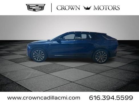 New 2025 Cadillac Lyriq Sport image 4