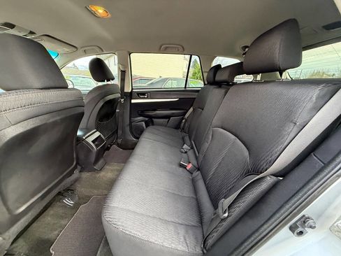 Used 2012 Subaru Outback 2.5i Premium w/ All-Weather Pkg image 18