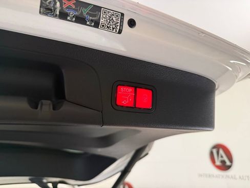 Used 2022 Mercedes-Benz GLS 450 4MATIC w/ Warmth & Comfort Package image 44