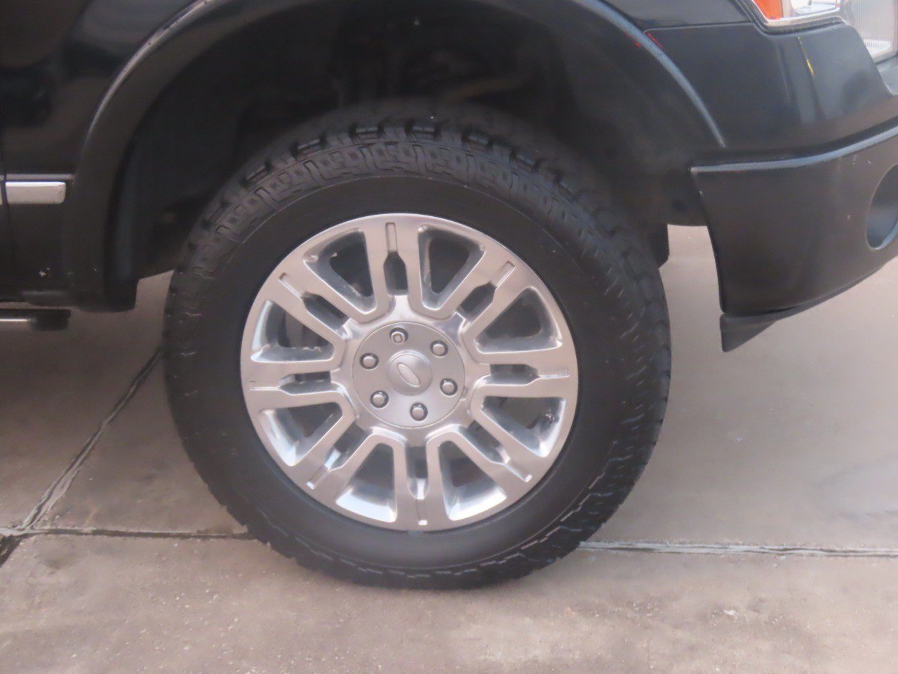Used 2009 Ford F150 Platinum AWD/4WD image 9