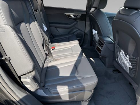 New 2025 Audi Q7 Premium Plus image 13
