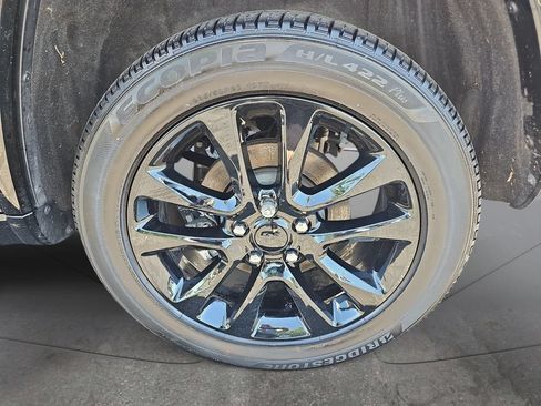 Certified 2022 Jeep Grand Cherokee Laredo X AWD/4WD image 34