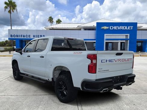 Used 2023 Chevrolet Silverado 1500 LT Trail Boss AWD/4WD image 3