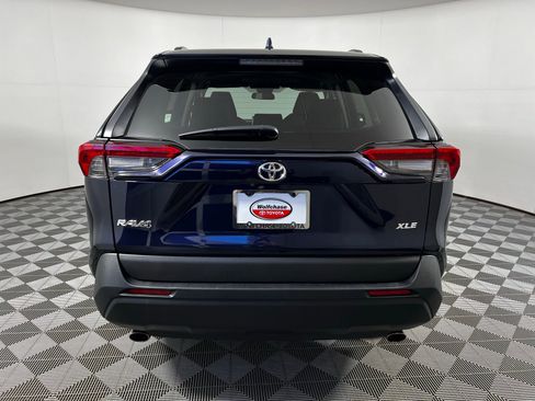 Used 2024 Toyota RAV4 XLE FWD image 6