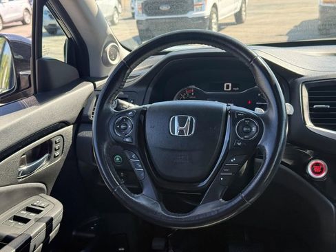 Used 2016 Honda Pilot Touring image 13