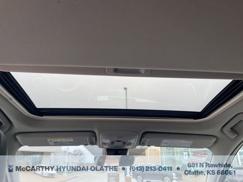 Used 2018 Toyota RAV4 Limited w/ Advanced Technology Package image 16