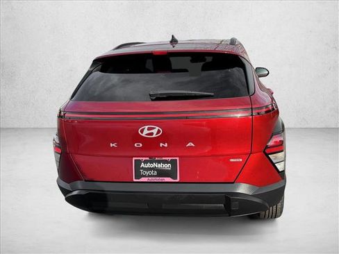 Used 2024 Hyundai Kona SEL image 6
