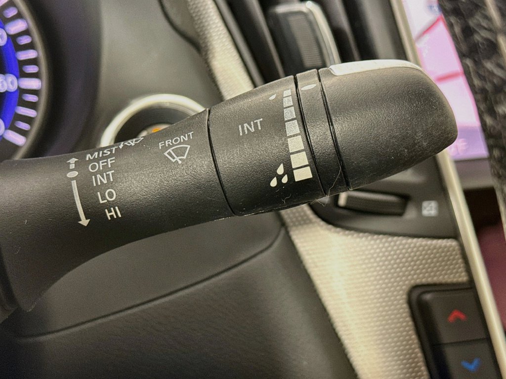 Used 2016 INFINITI Q50 3.0t Premium w/ 3.0T Premium Plus Package RWD image 14