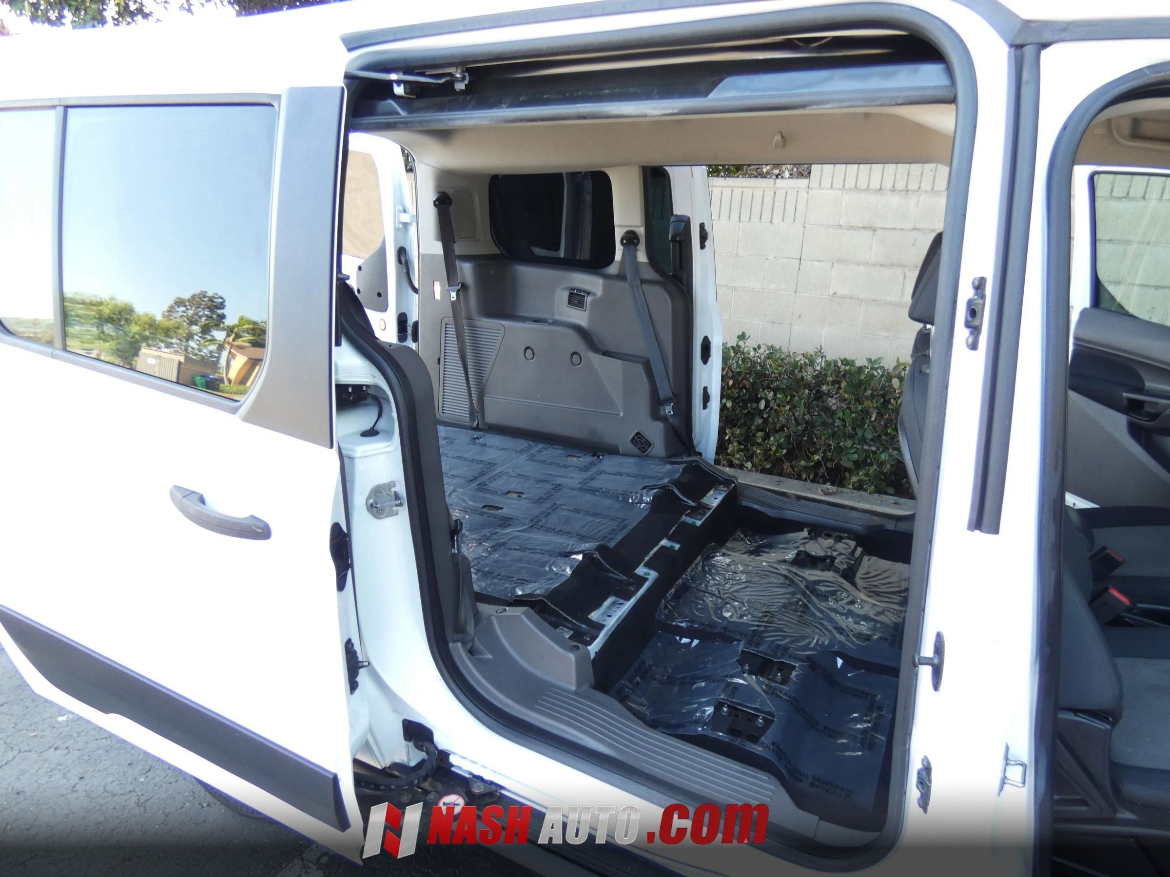 Used 2019 Ford Transit Connect XL FWD image 28