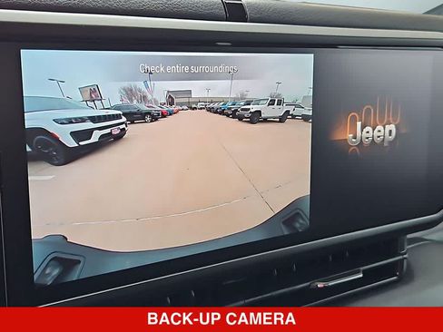 New 2026 Jeep Gladiator Sport AWD/4WD image 29