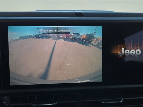 Used 2024 Jeep Wrangler Sport image 26