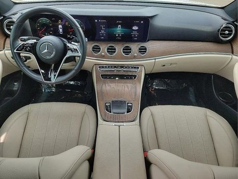 Used 2023 Mercedes-Benz E 350 Sedan image 12