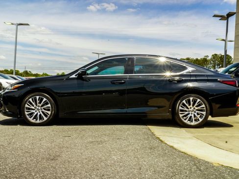 Used 2021 Lexus ES 350 w/ Premium Package FWD image 7