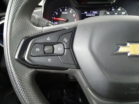 Used 2024 Chevrolet Trax LS image 23