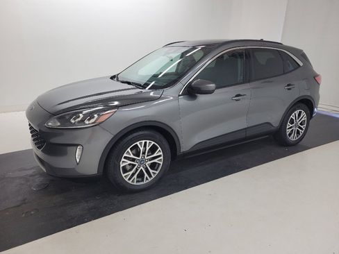 Used 2021 Ford Escape SEL w/ Technology Package FWD image 2