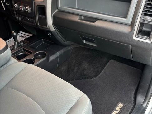 Used 2016 RAM 3500 Tradesman w/ Chrome Appearance Group image 14