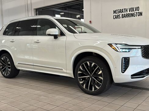 New 2026 Volvo XC90 T8 Ultra w/ Protection Package AWD/4WD image 3