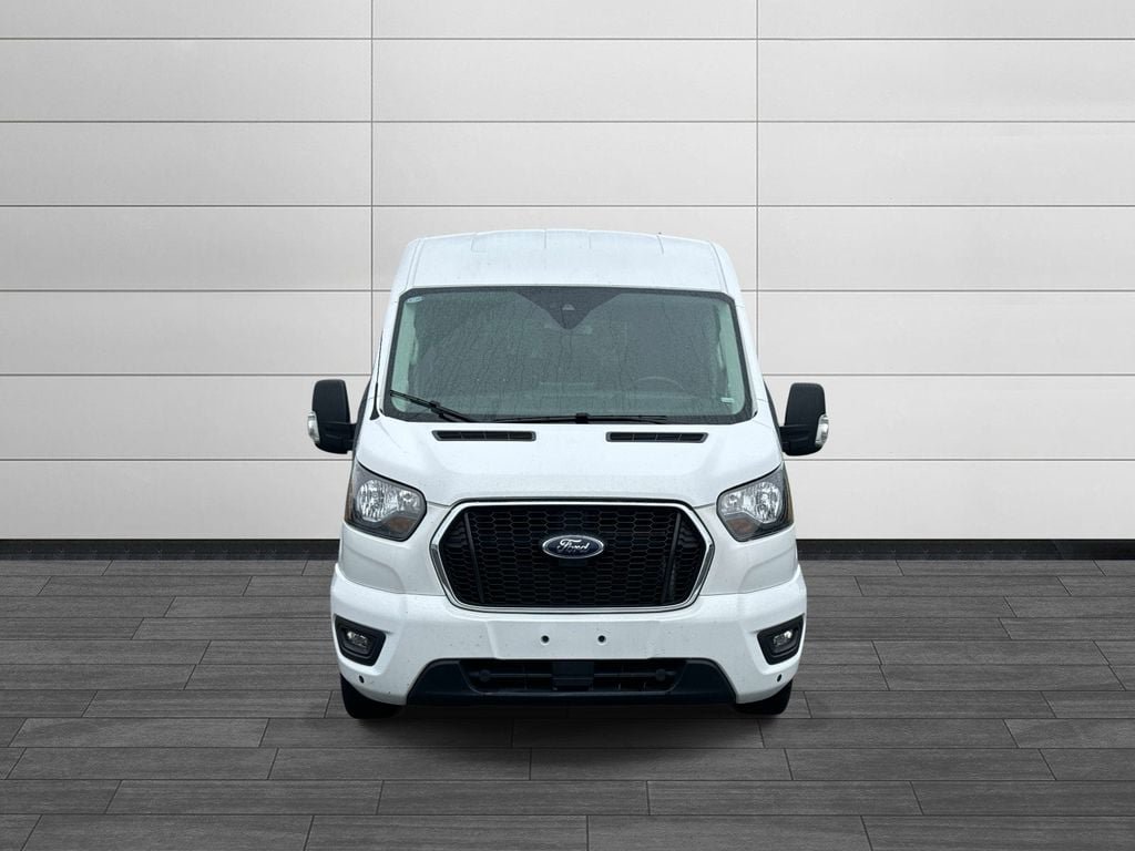 Used 2024 Ford Transit 350 XLT RWD image 8