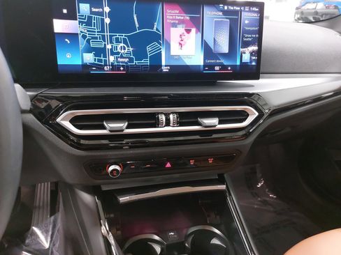 Used 2023 BMW 230i xDrive Coupe w/ Premium Package image 22