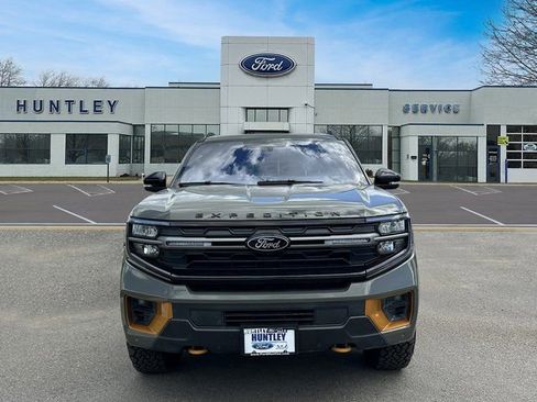 Used 2025 Ford Expedition Tremor image 3