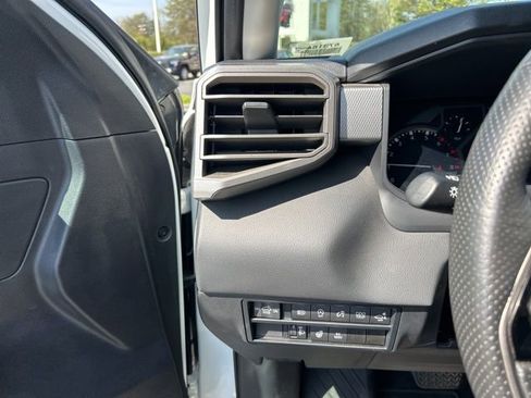 Used 2023 Toyota Tundra Limited AWD/4WD image 28