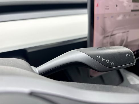 Used 2021 Tesla Model 3 Long Range AWD/4WD image 23