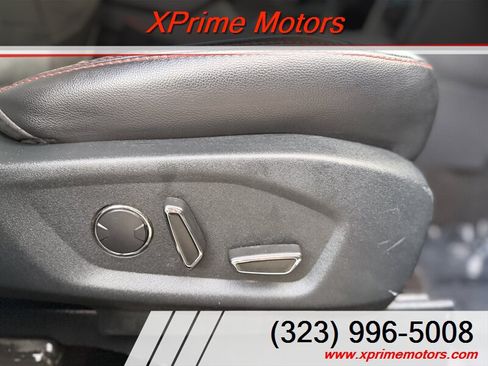 Used 2018 Ford Explorer Sport AWD/4WD image 38