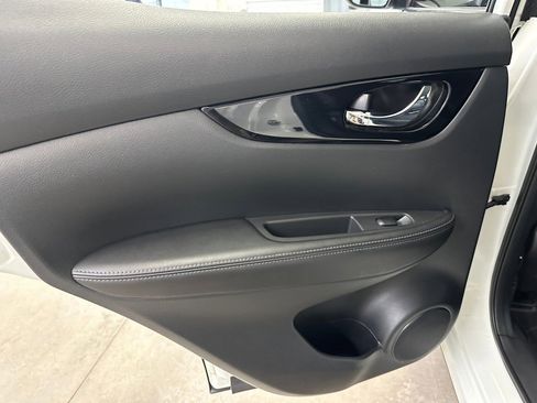 Used 2021 Nissan Rogue Sport SL w/ Premium Package image 20