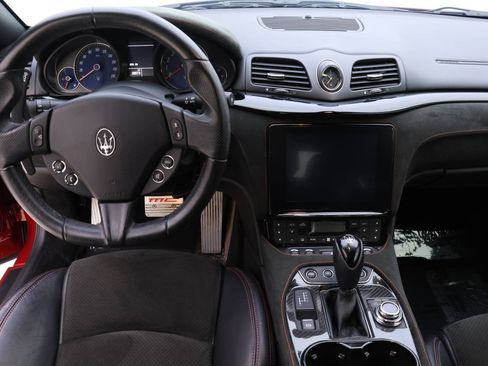 Used 2018 Maserati GranTurismo Sport image 9