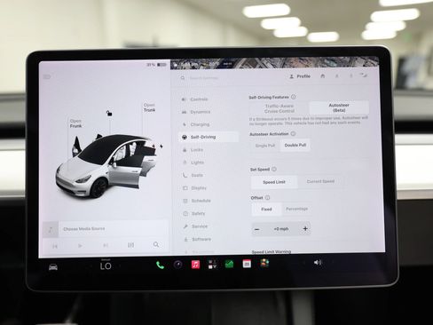 Used 2021 Tesla Model Y Performance AWD/4WD image 59