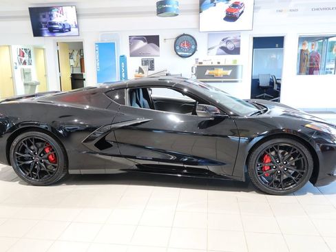 Used 2026 Chevrolet Corvette Stingray Coupe w/ 1LT RWD image 13