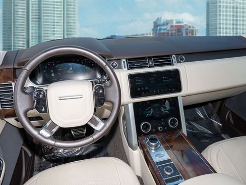 Used 2021 Land Rover Range Rover Westminster Edition image 22