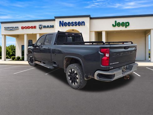 Used 2020 Chevrolet Silverado 3500 LT w/ Convenience Package AWD/4WD image 8